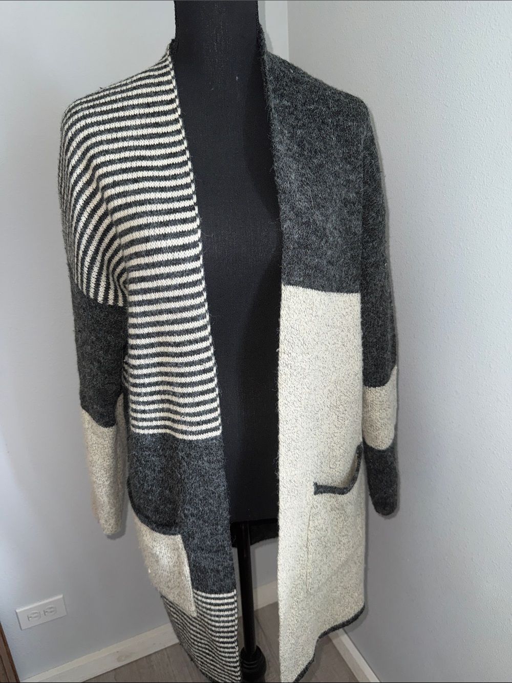 Women’s Open Front Long Cardigan Sweater - Charcoal & Cream